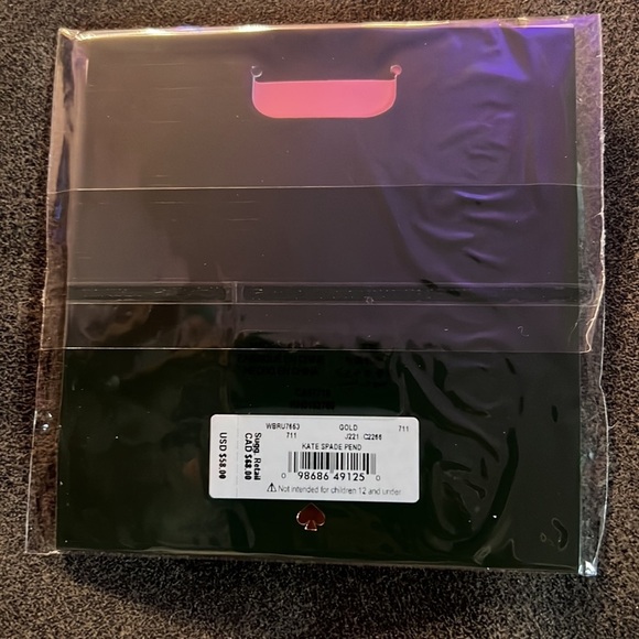 Kate Spade - Picture 4 of 5